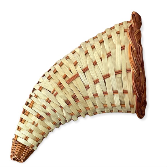 Other - Vintage Rattan Wicker Cornucopia Horn Flower Basket size small